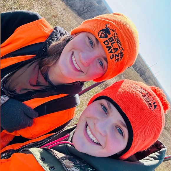 Meet your Posher, Paisley - Picture 2 of 2